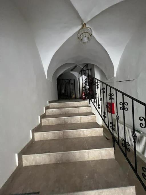 City Center Apartment Banská Bystrica Buitenkant foto