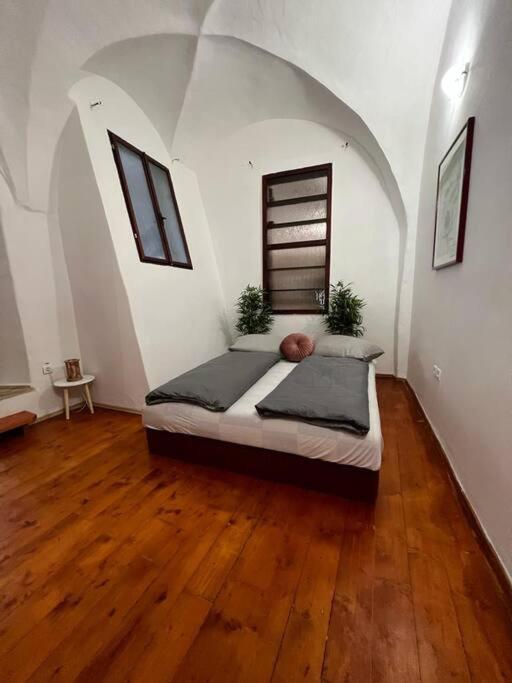 City Center Apartment Banská Bystrica Buitenkant foto