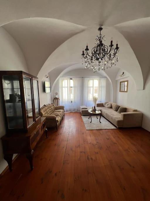 City Center Apartment Banská Bystrica Buitenkant foto