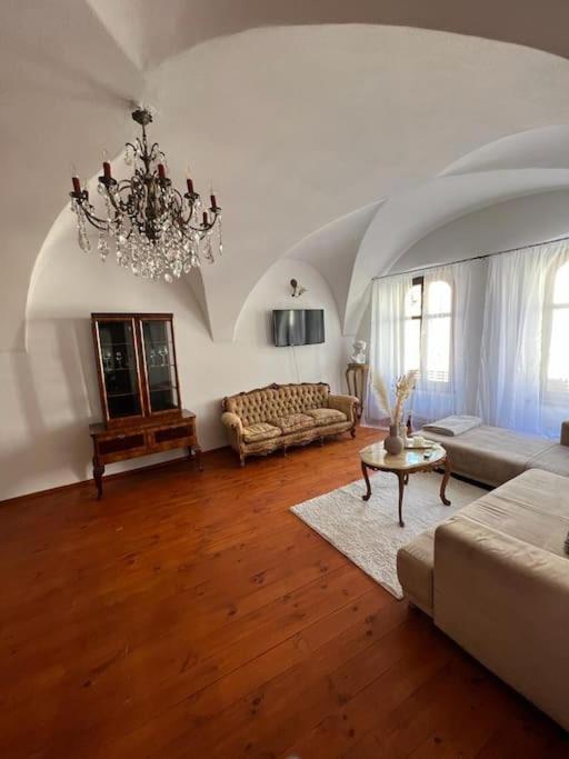 City Center Apartment Banská Bystrica Buitenkant foto